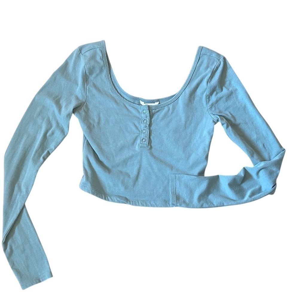 #48 Aeropostale Long Sleeve Crop in Sage